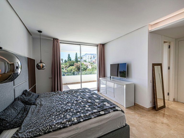 Villa for Sale in Río Real, Malaga 14