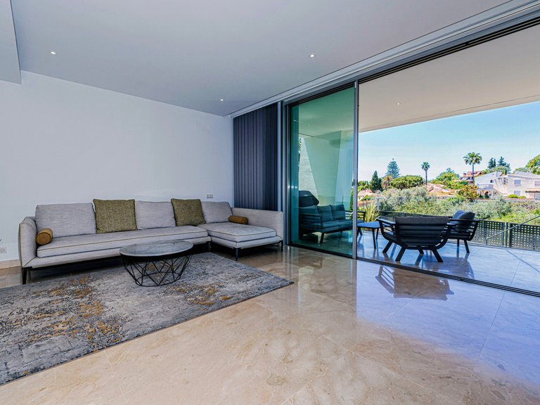 Villa for Sale in Río Real, Malaga 8