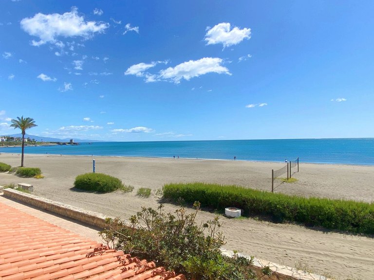 Villa for Sale in Casares Playa, Malaga 11
