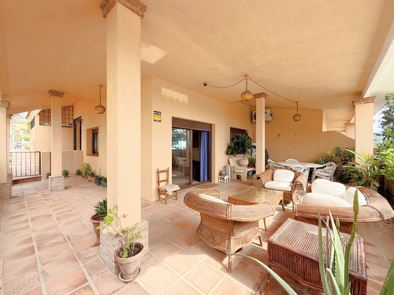 Villa for Sale in Casares Playa, Malaga 14