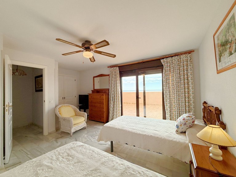 Villa for Sale in Casares Playa, Malaga 29