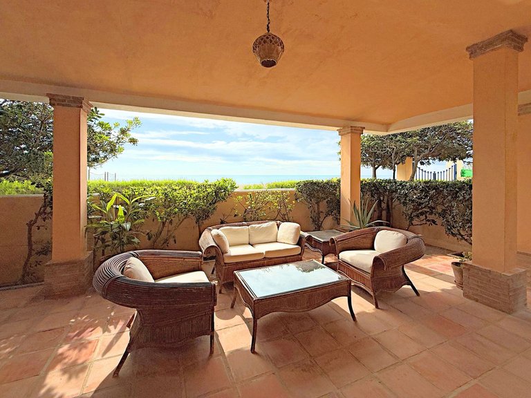 Villa for Sale in Casares Playa, Malaga 9