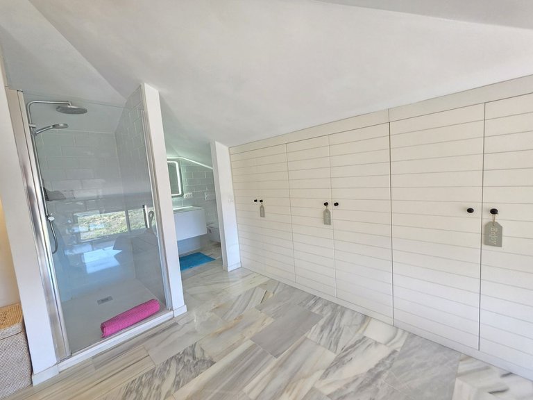 Apartment for Sale in La Mairena, Malaga 11