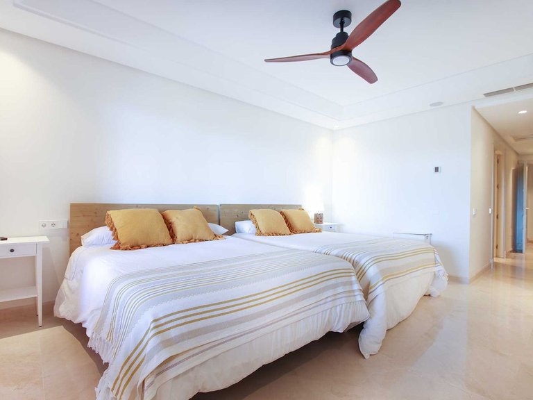 Apartment for Sale in Marbella, Malaga 25