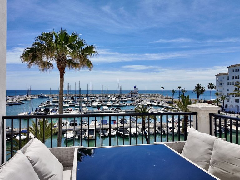 Apartment for Sale in La Duquesa, Malaga 3
