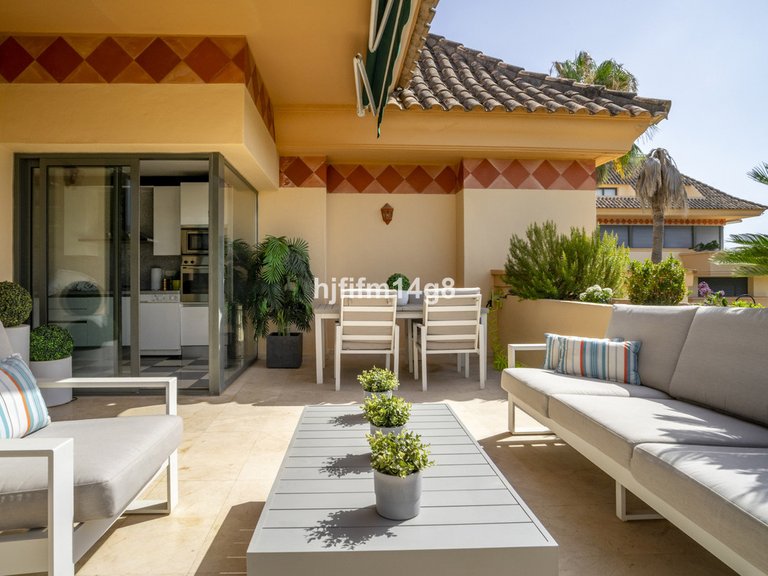 Apartment for Sale in Nueva Andalucía, Malaga 3