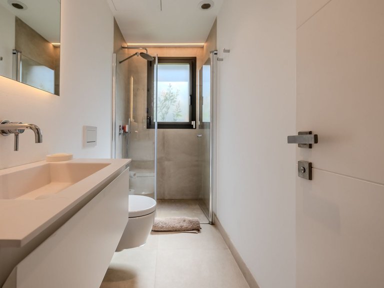 Villa for Sale in Puerto Banús, Malaga 13