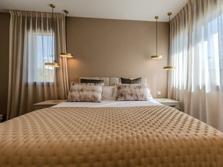 Villa for Sale in Puerto Banús, Malaga 20