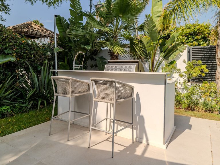 Villa for Sale in Puerto Banús, Malaga 41