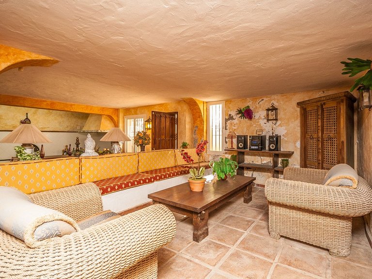 Villa for Sale in Calahonda, Malaga 31