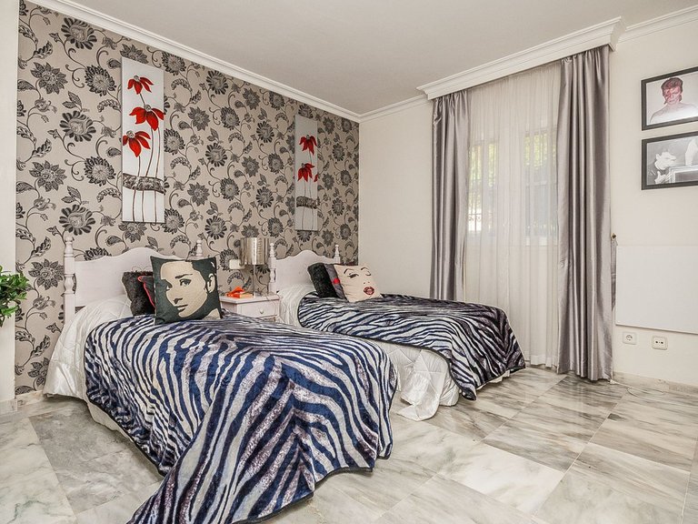 Villa for Sale in Calahonda, Malaga 6