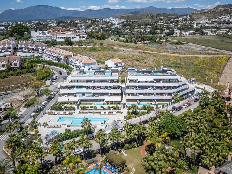 Apartment for Sale in Estepona, Malaga 2