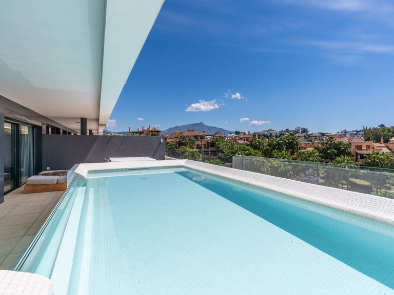 Apartment for Sale in Estepona, Malaga 3