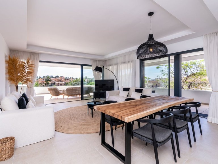 Apartment for Sale in Estepona, Malaga 5