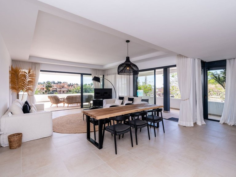 Apartment for Sale in Estepona, Malaga 8