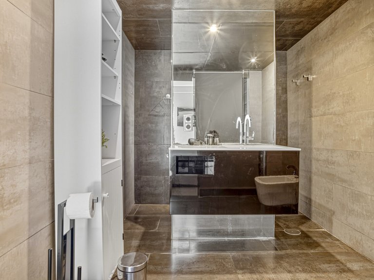 Apartment for Sale in Puerto Banús, Malaga 12