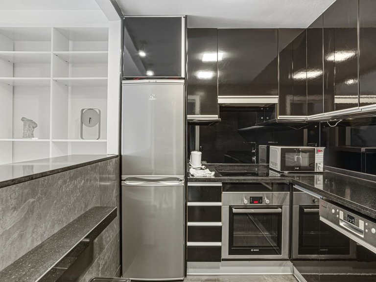 Apartment for Sale in Puerto Banús, Malaga 9