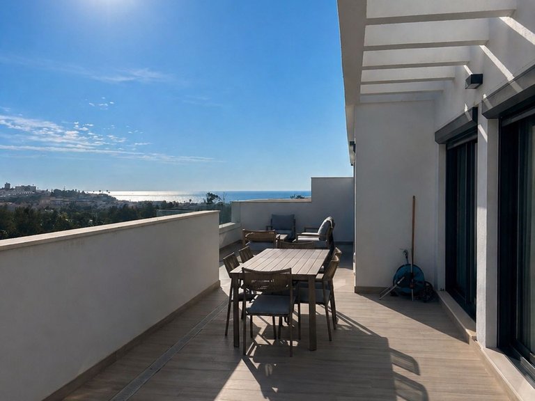 Apartment for Sale in La Cala De Mijas, Malaga 2