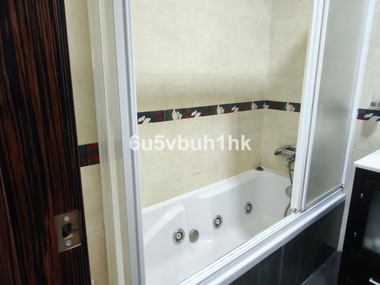 Apartment for Sale in Benalmadena Costa, Malaga 16