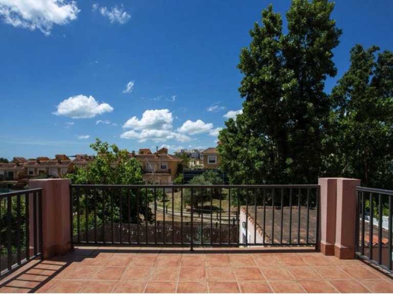 Villa for Sale in San Luis De Sabinillas, Malaga 14