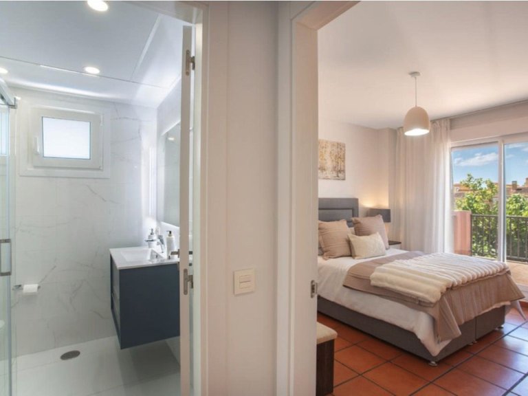 Villa for Sale in San Luis De Sabinillas, Malaga 15