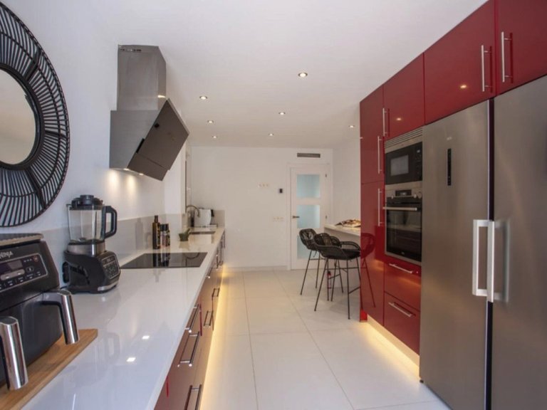 Villa for Sale in San Luis De Sabinillas, Malaga 23