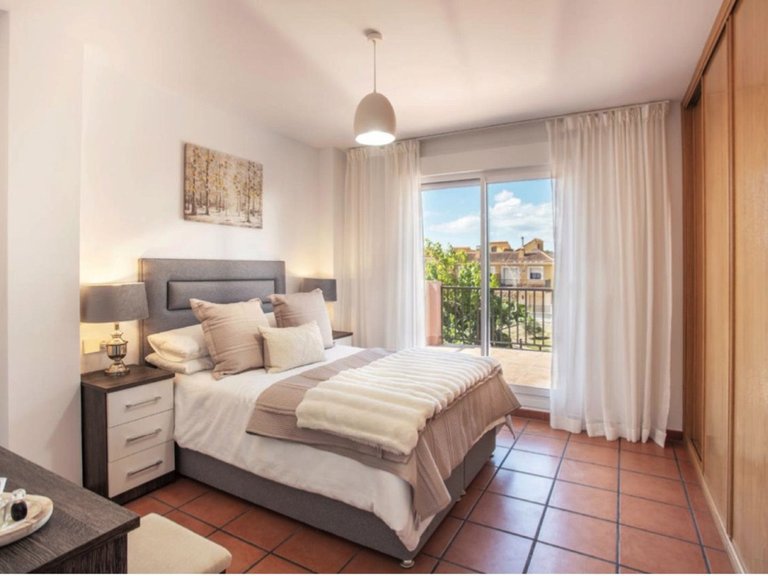 Villa for Sale in San Luis De Sabinillas, Malaga 9