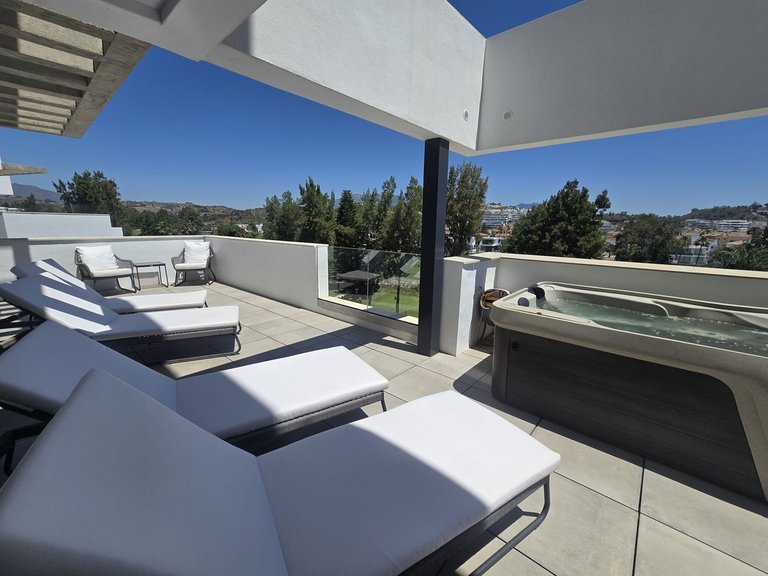 Apartment for Sale in Costa del Sol, La Cala De Mijas, Malaga 1