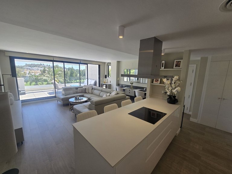 Apartment for Sale in Costa del Sol, La Cala De Mijas, Malaga 12
