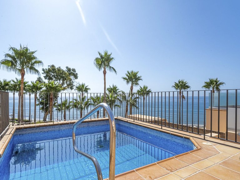 Apartment for Sale in Estepona, Malaga 1