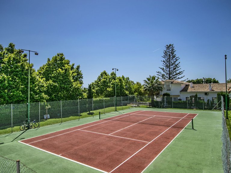 Apartment for Sale in The Golden Mile, Malaga 3
