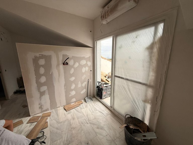 Apartment for Sale in The Golden Mile, Malaga 6