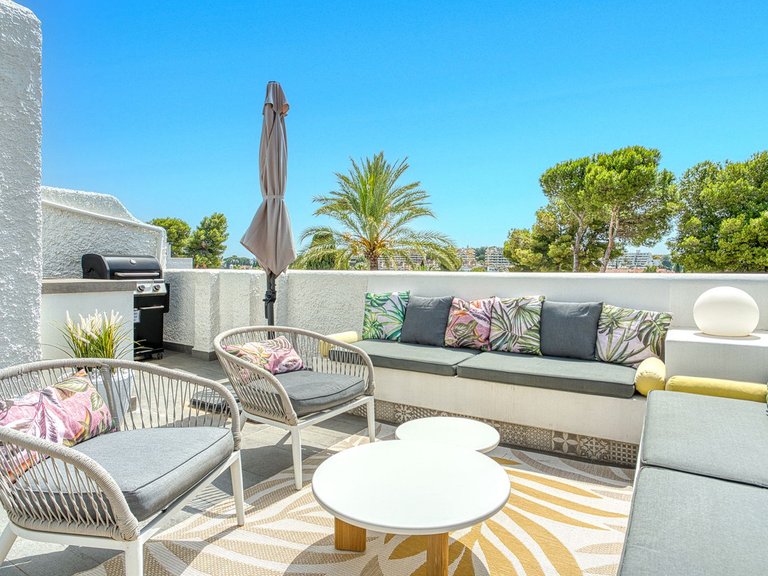 Villa for Sale in Nueva Andalucía, Malaga 11