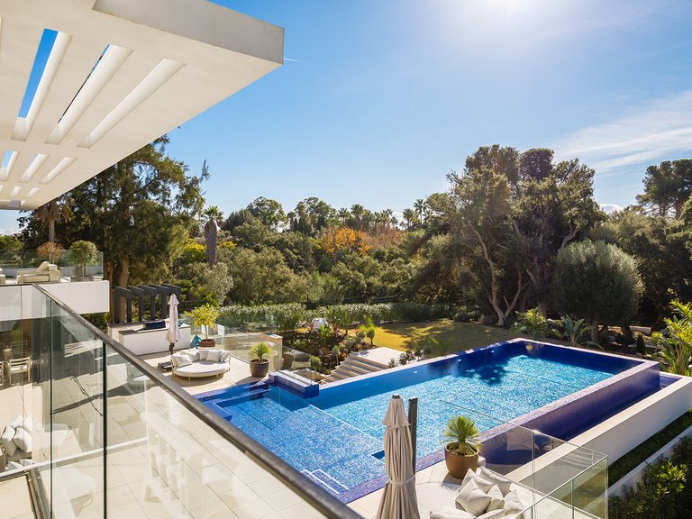 Villa for Sale in Sotogrande Costa, Cadiz 46