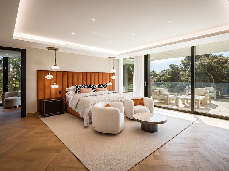 Villa for Sale in Sotogrande Costa, Cadiz 5