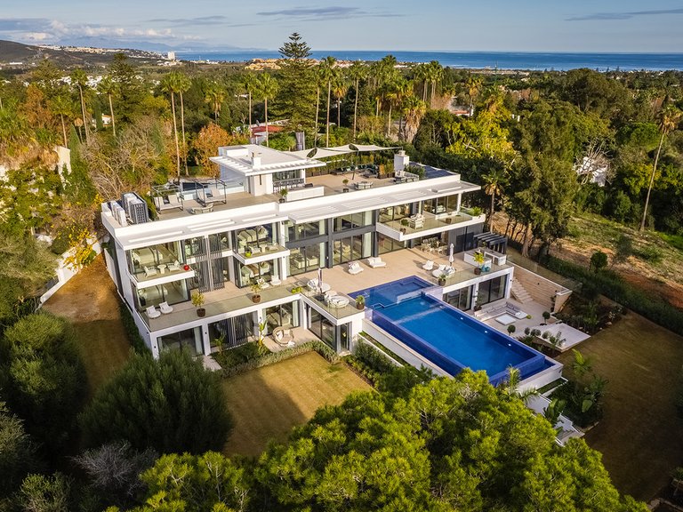 Villa for Sale in Sotogrande Costa, Cadiz 57