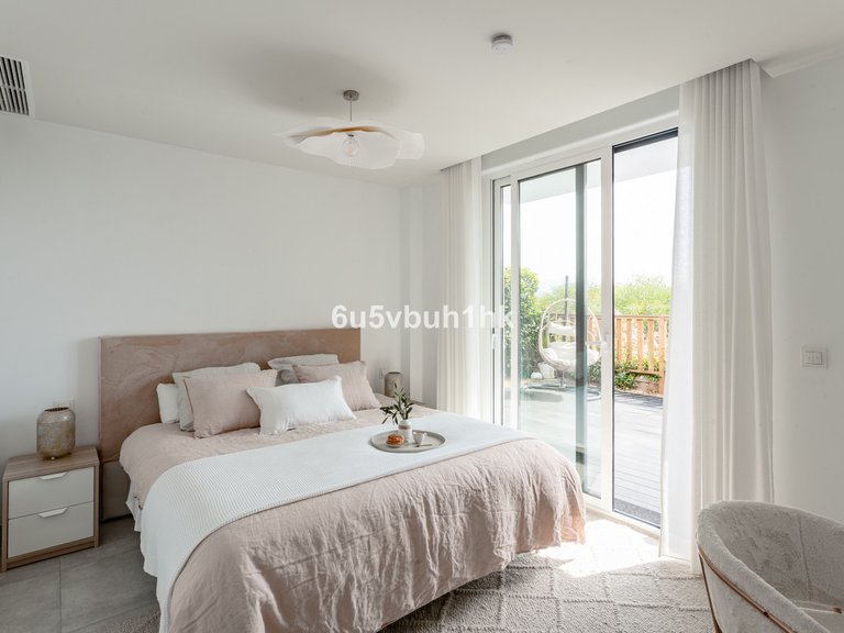 Apartment for Sale in La Cala De Mijas, Malaga 10