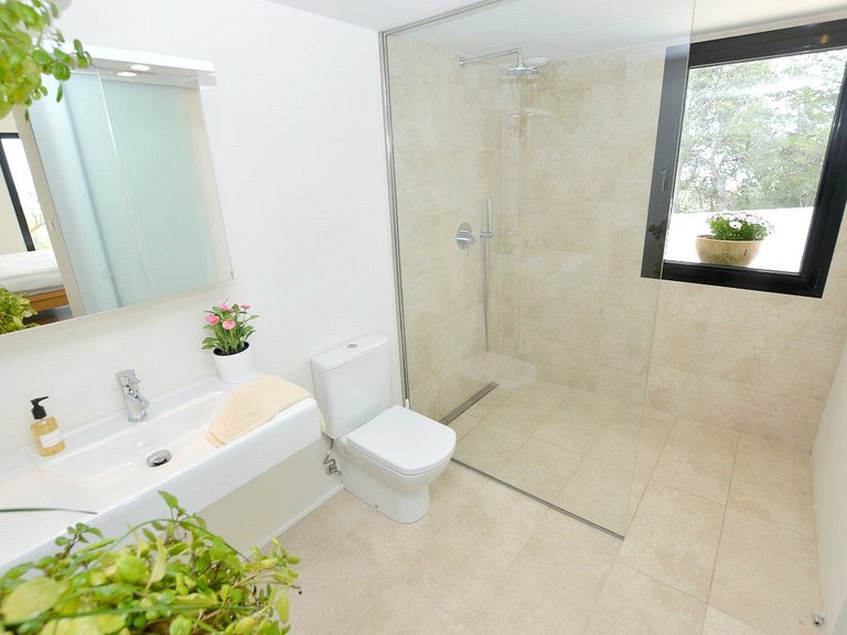 Villa for Sale in Mijas Costa, Malaga 32