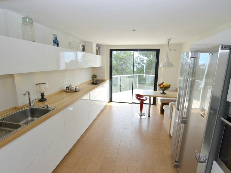 Villa for Sale in Mijas Costa, Malaga 37