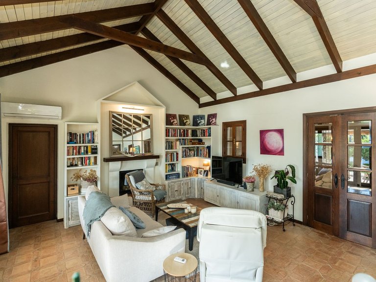 Villa for Sale in Costa del Sol Diana Park, Malaga 11
