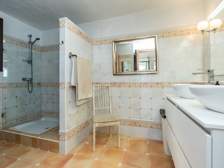 Villa for Sale in Costa del Sol Diana Park, Malaga 22
