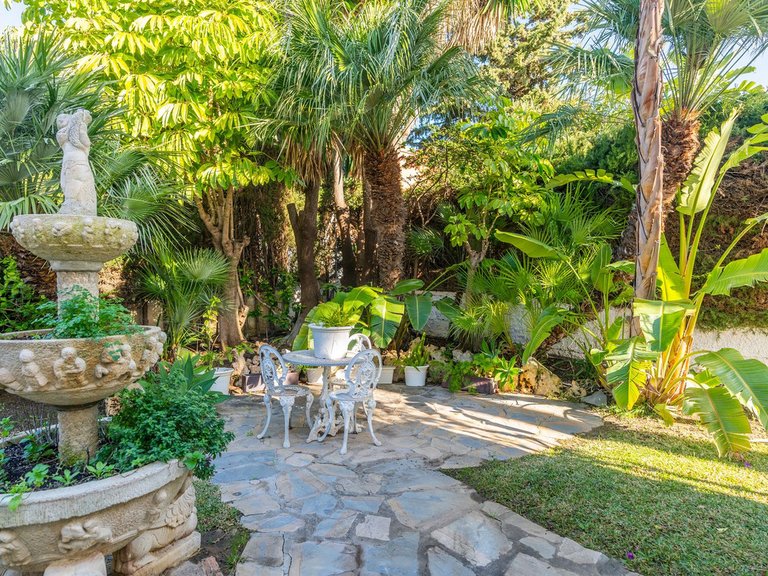 Villa for Sale in Costa del Sol Diana Park, Malaga 36