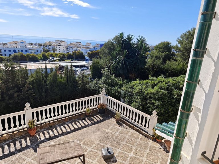 Villa for Sale in San Luis De Sabinillas, Malaga 26