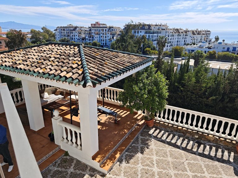 Villa for Sale in San Luis De Sabinillas, Malaga 28
