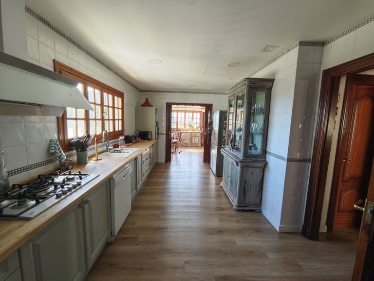 Villa for Sale in San Luis De Sabinillas, Malaga 9