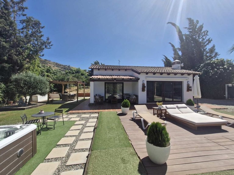 Villa for Sale in Coín, Malaga 19