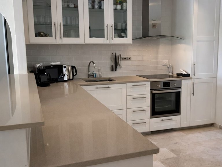 Apartment for Sale in New Golden Mile, Malaga 9