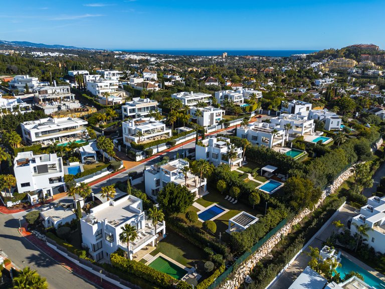 Villa for Sale in Nueva Andalucía, Malaga 33