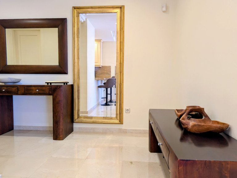 Apartment for Sale in New Golden Mile, Malaga 10
