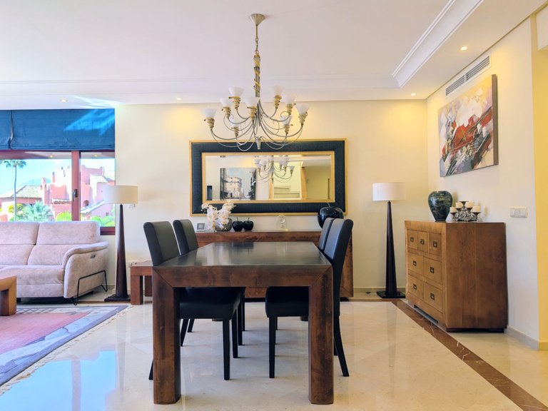 Apartment for Sale in New Golden Mile, Malaga 18